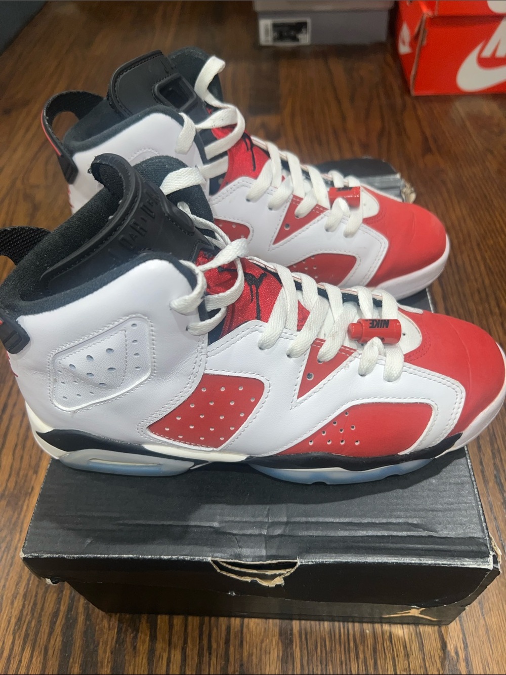 Jordan Retro 6 ‘Carmine’